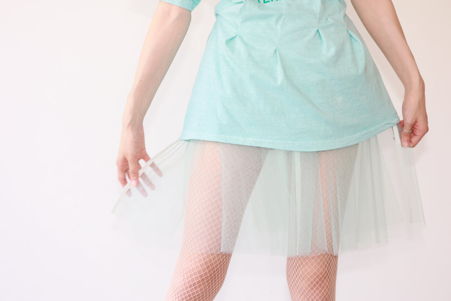 POTTOxUDW UP-CYCLED PIGMENT-DYED ATTACHABLE TULLE ONE-PIECE DRESS, RUGBY BEAR
